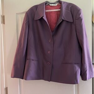 Austin Reed women’s plus size purple blazer. 100% worsted wool. Size 20W